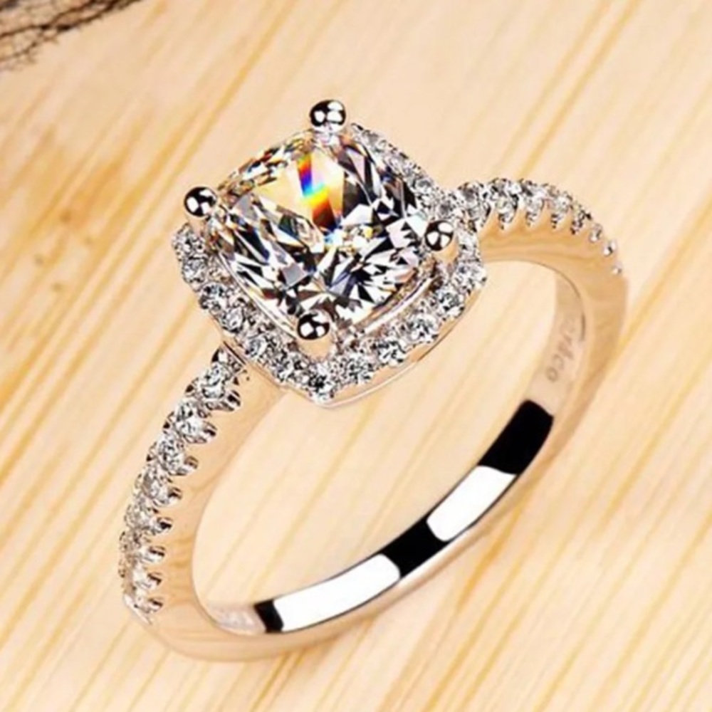 NEW Silver Sparkling Diamond Rectangular Halo Ring - Picture 4 of 4